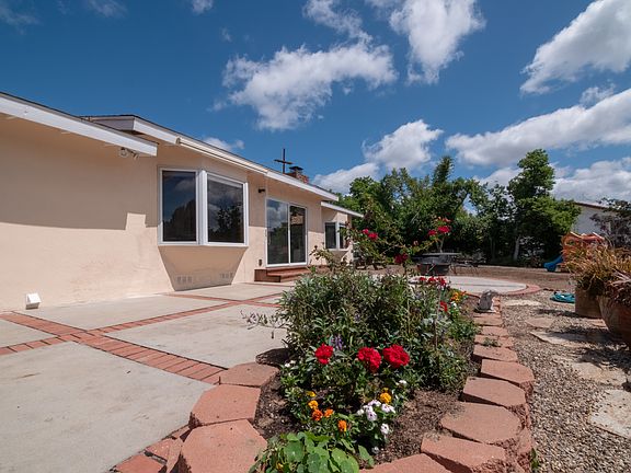 5th image of 1264 Clarence Dr