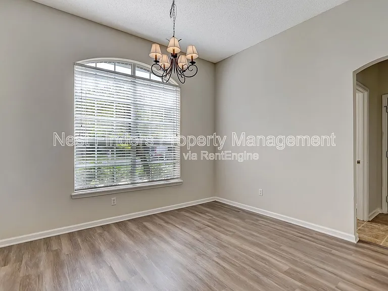 749 Grand Parke Dr — Photo 8