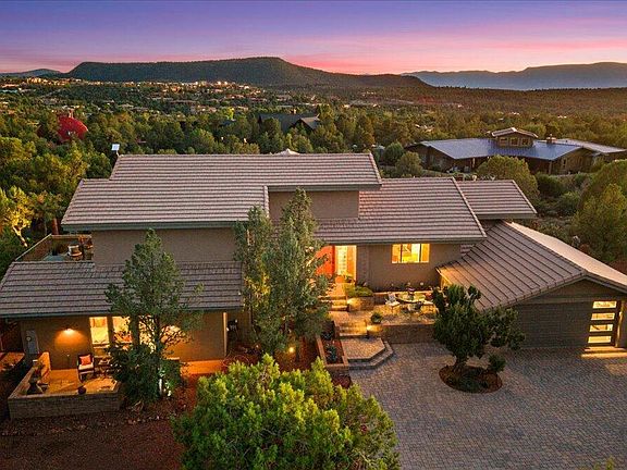2nd image of 640 KACHINA Drive