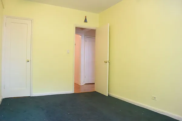 Sold by WRL Realty, LLC | media 32