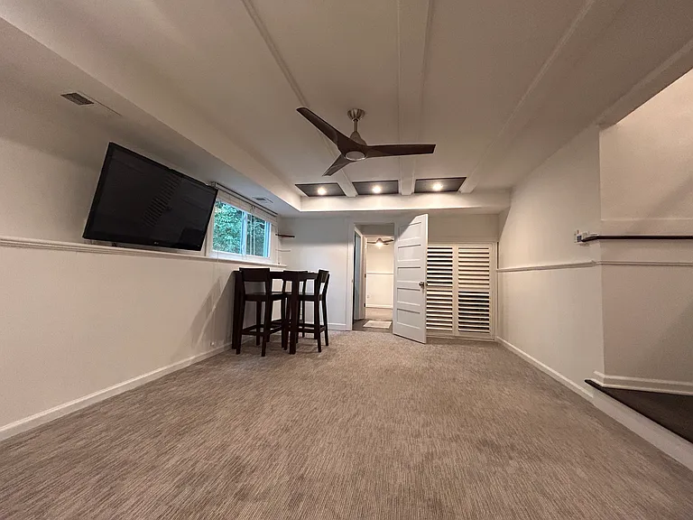 6402 Evanston Ave — Photo 15