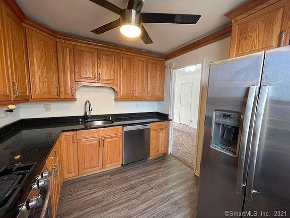 2nd image of 91 Strawberry Hill Ave #836