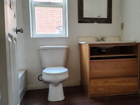 4th image of 1341 Temple Pl #1F