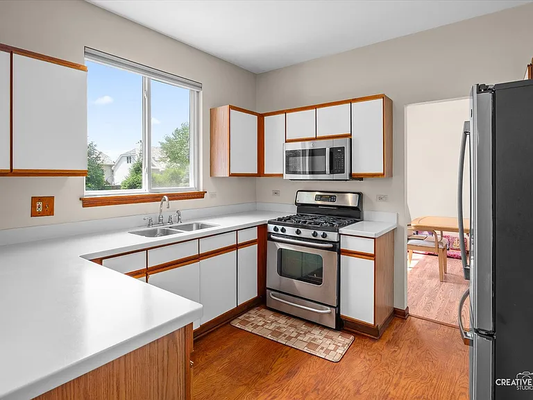 1348 Amaranth Dr — Photo 10