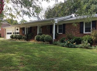 2115 Ledford Rd, Greensboro, NC 27406