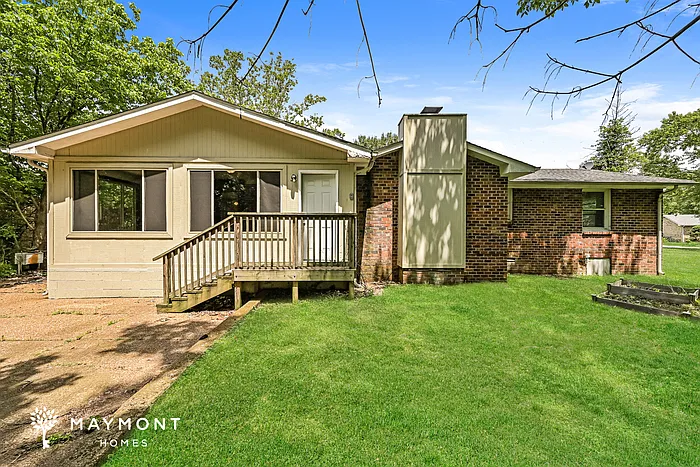 629 Brook Dr — Photo 3