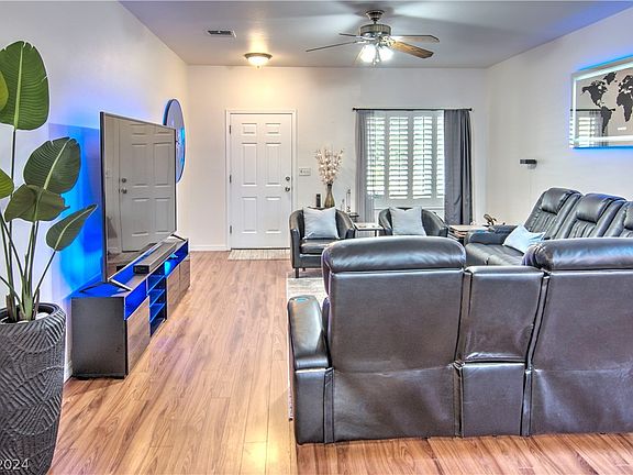 4th image of 1880 High Mesa Dr