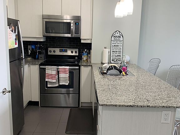 4th image of 2910 Highway 7 Rd #2307