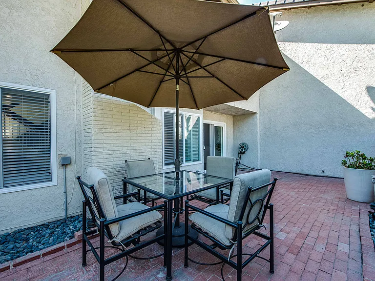 17030 Mount Lilita Ct — Photo 38