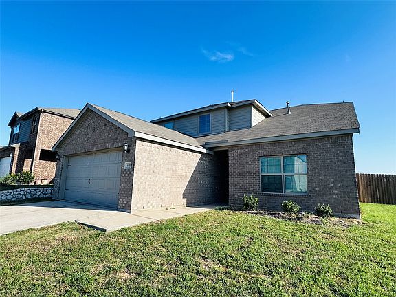 2nd image of 405 Micah Ln