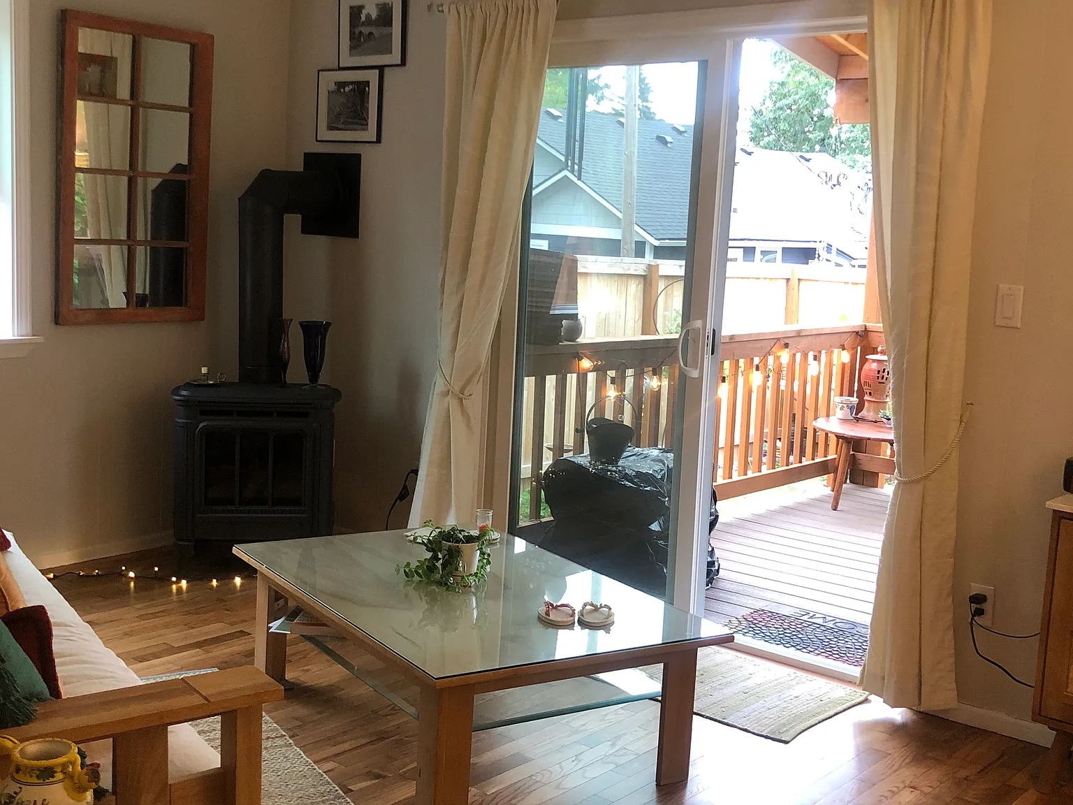 1 bed, 872 sqft, $1,900 — Photo 4