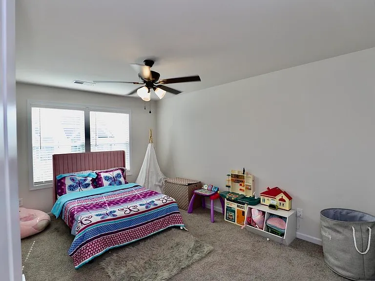 1049 Crescent Moon Loop — Photo 47
