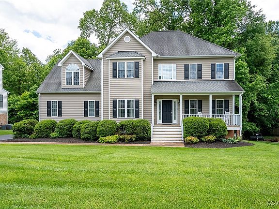 2nd image of 5821 Dorton Ln