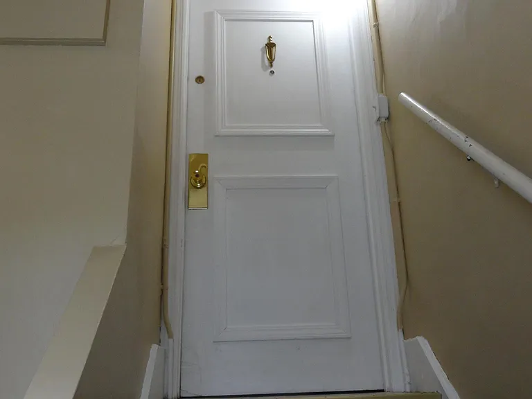 467 Norwood Ave — Photo 8