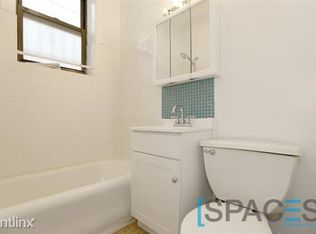 5125 W Addison St, Chicago, IL 60641