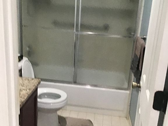 2nd image of 2220 Wellington Cir