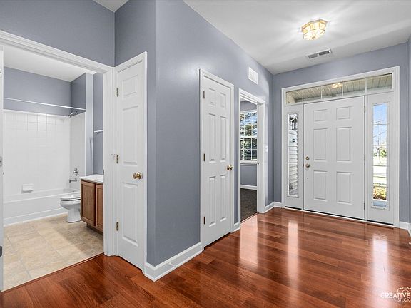2nd image of 786 Bellevue Cir