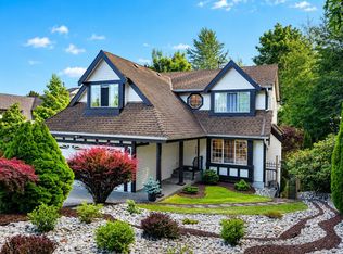 1498 Lansdowne Dr, Coquitlam, BC V3E 2S8