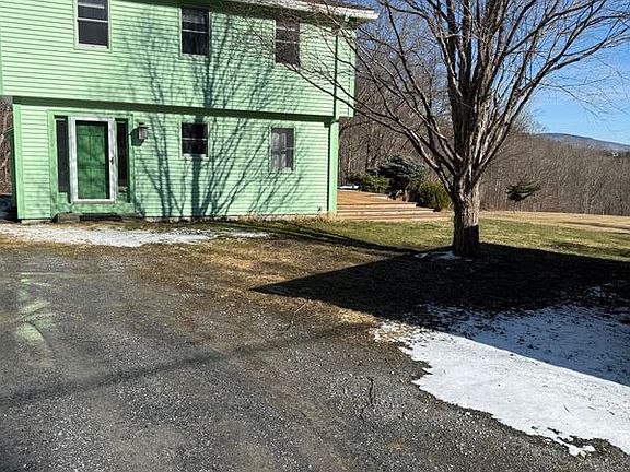 2nd image of 2509 Skiparee Rd