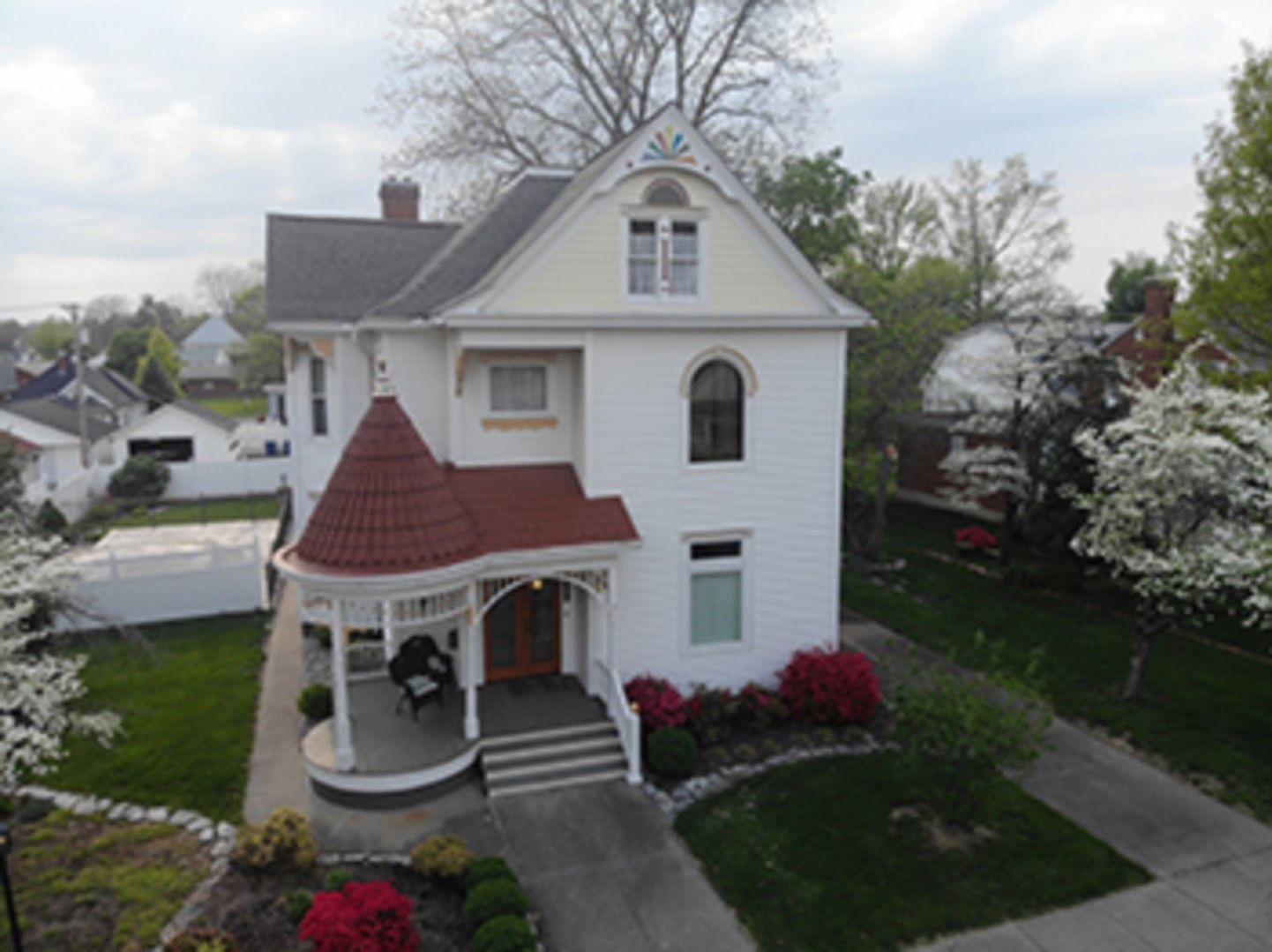 211 3rd St Carmi Il 62821 Mls 10581641 Zillow