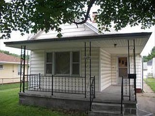 2nd image of 6035 Carnegie St