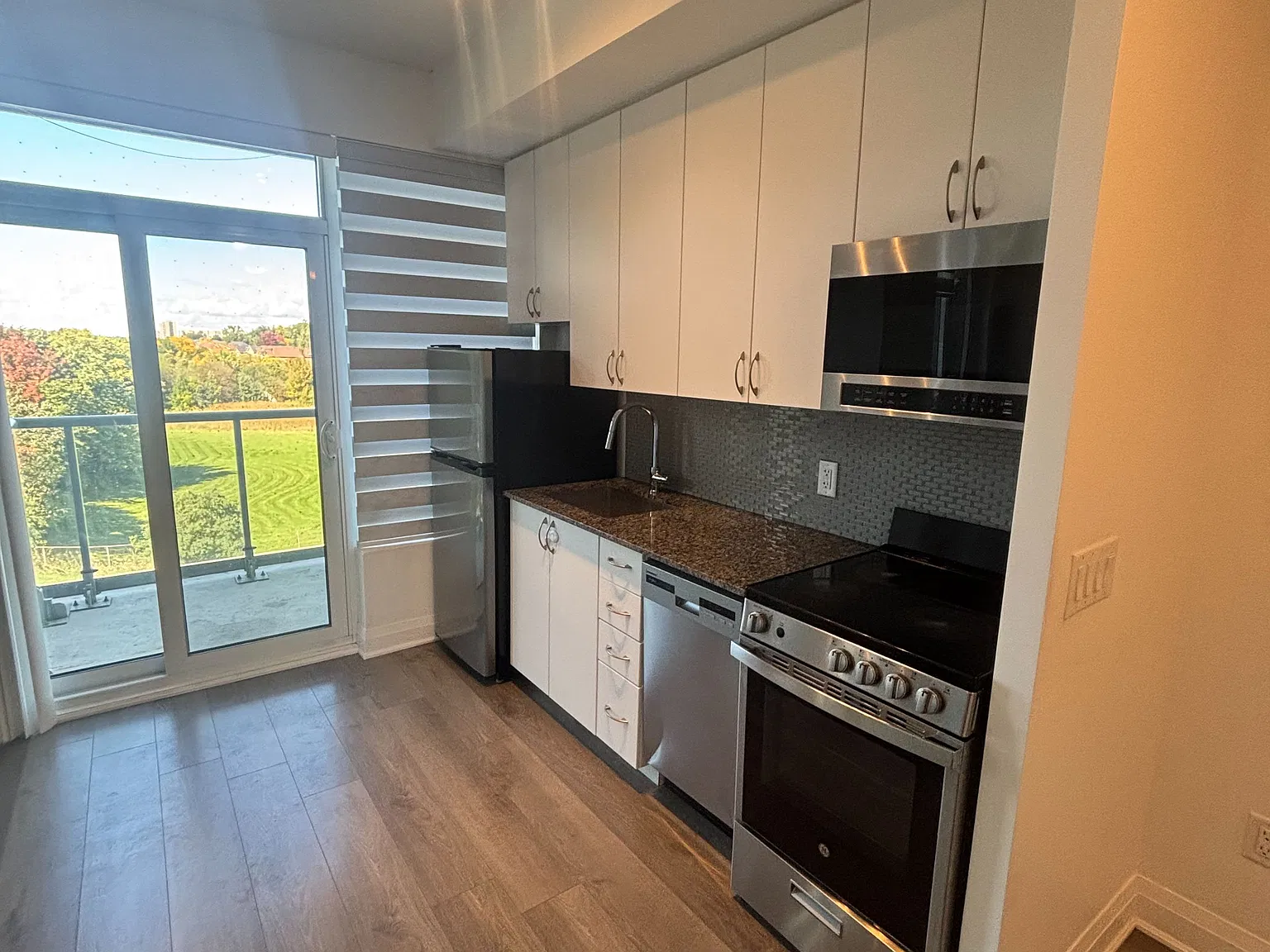 Studio, $1,750 — Photo 2