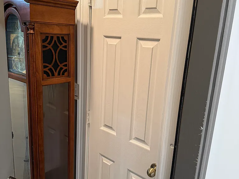 2712 Gresham Way #103 — Photo 8
