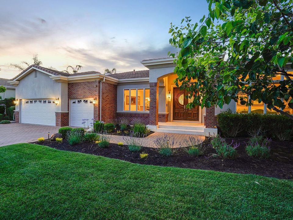2nd image of 15859 Mina Way