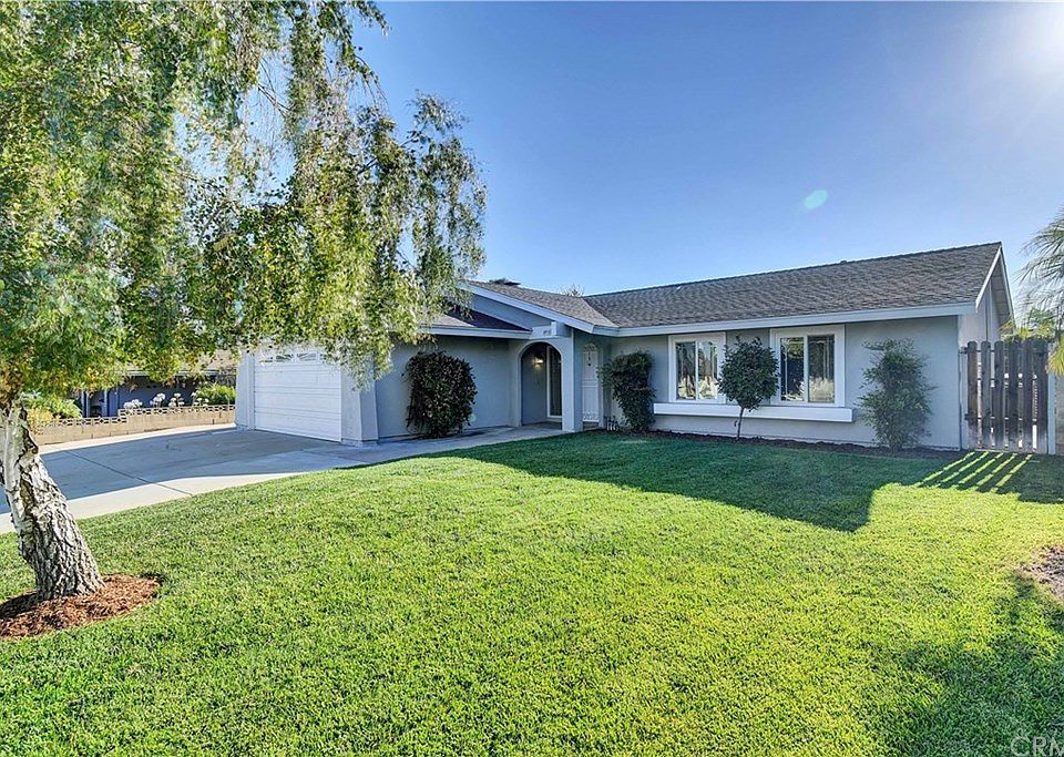 1st image of 6916 Spinel Ave