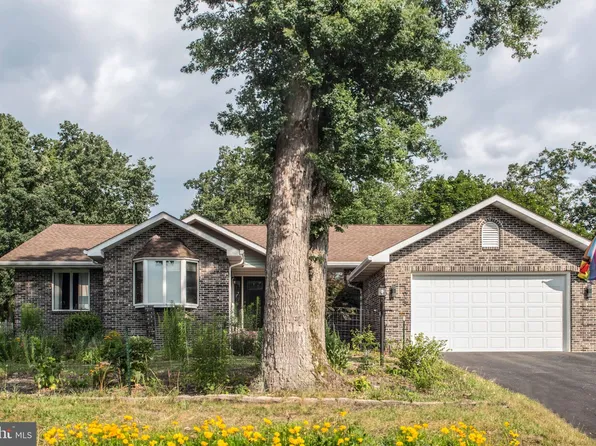 1029 Cherrywood Ave, Cumberland, MD 21502