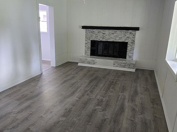 4th image of 7205 Rogers St