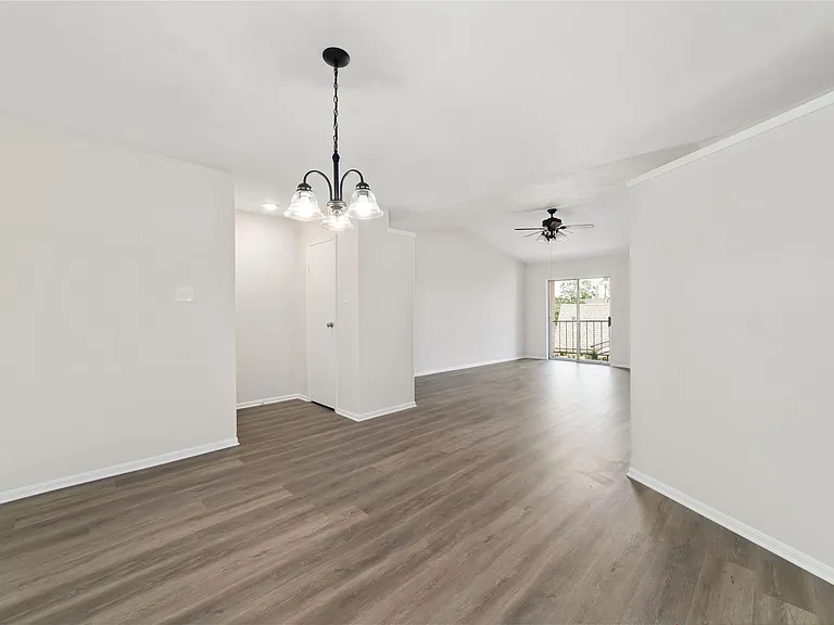 3770 Lovers Wood Ln #709 — Photo 5