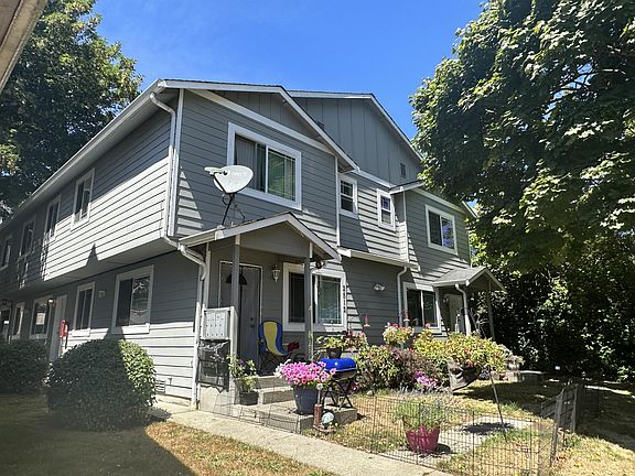 5th image of 2520 Wetmore Ave #4