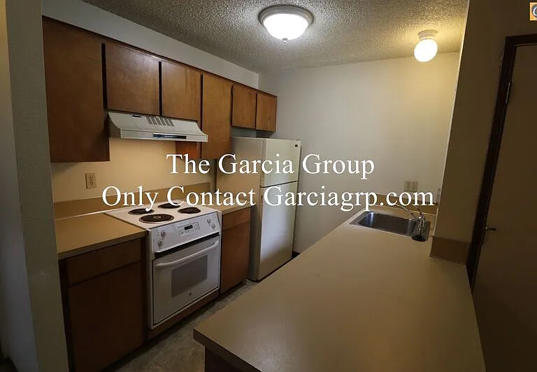 3712 S Kelly Ave #12 — Photo 4