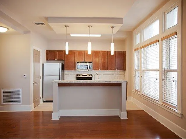 Hibernia Tower Apartments — Photo 29