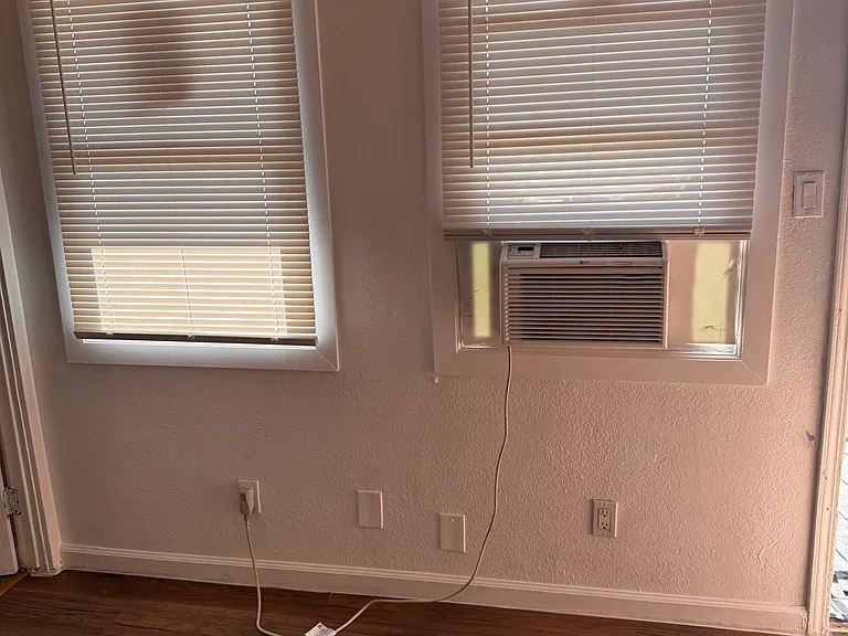 8557 Juniper Ave #8 — Photo 9