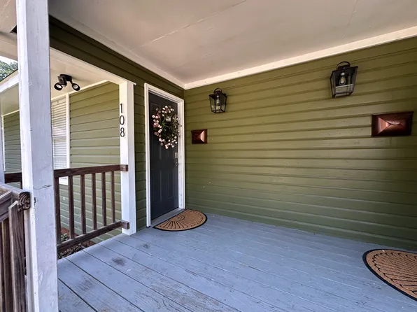 108 Russell Ct #108, Pineville, LA 71360