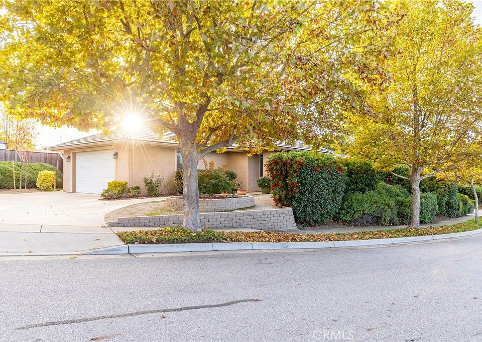 1st image of 613 Navajo Ave