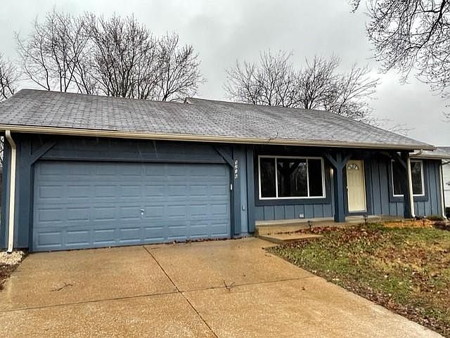 1st image of 5216 Trailview Dr