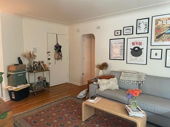5th image of 1140 N Marion St #2