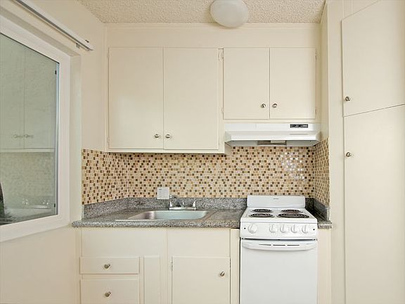 5th image of 415 S Bernardo Ave APT 309