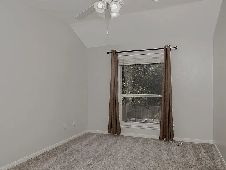 23 Shellbark Pl — Photo 21