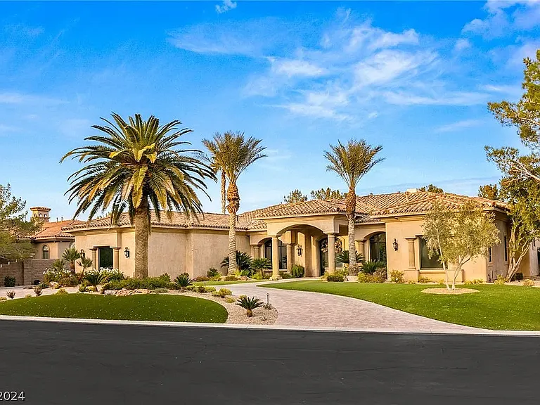 18 Castle Oaks Ct — Photo 42