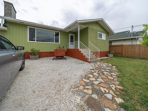 3rd image of 1277 Mesa Vista Dr
