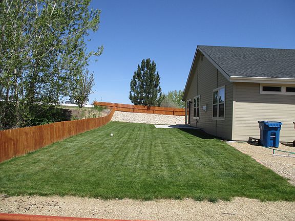 2nd image of 2083 White Pine Dr