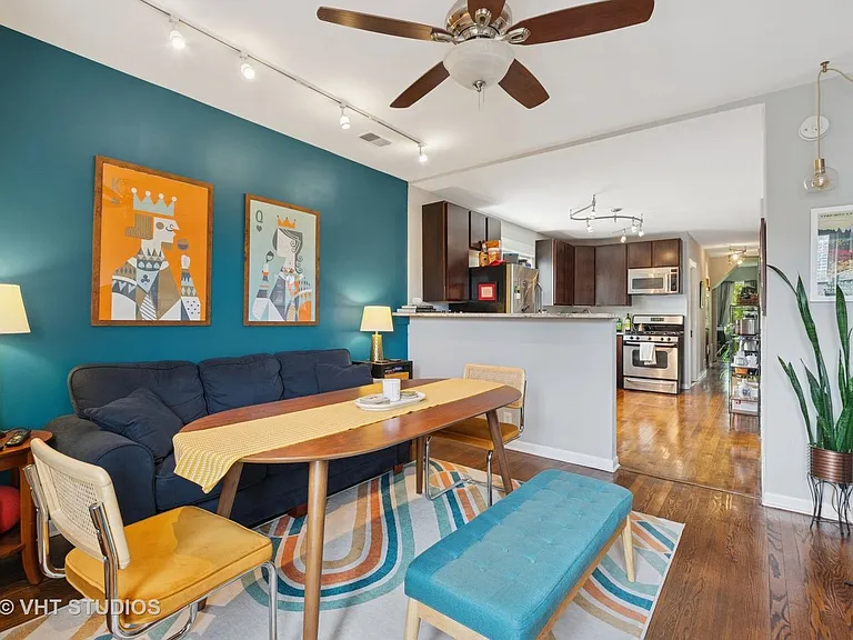 2640 N Burling St #3 — Photo 1