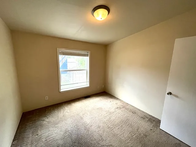 Building Photo - 751 N 200 E #1