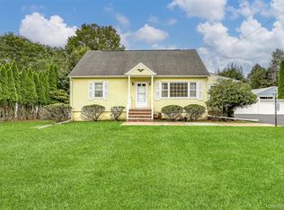 14 Church Road, Airmont, NY 10901