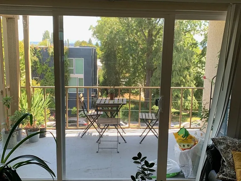 419 19th Ave E #19 — Photo 4