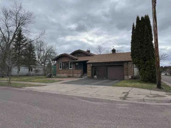 401 6th St, Cloquet, MN 55720